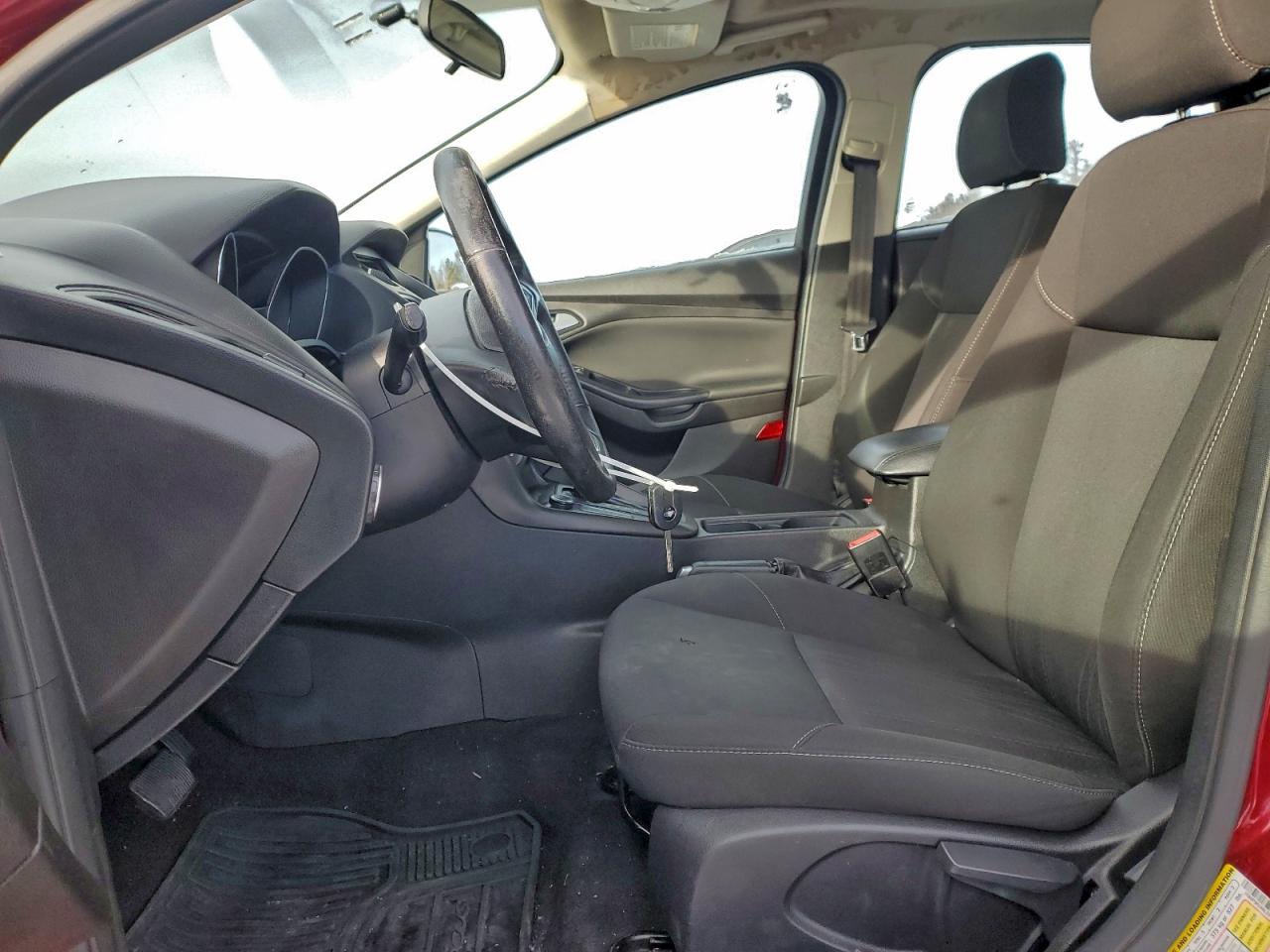 2017 FORD FOCUS SEL photo 7