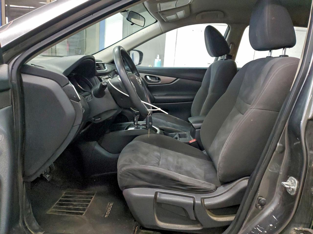 2016 NISSAN ROGUE S photo 7