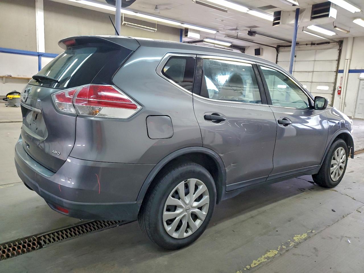 2016 NISSAN ROGUE S photo 3