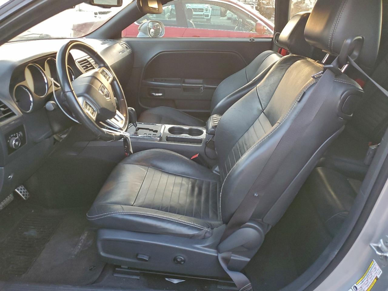 2012 DODGE CHALLENGER SXT photo 7