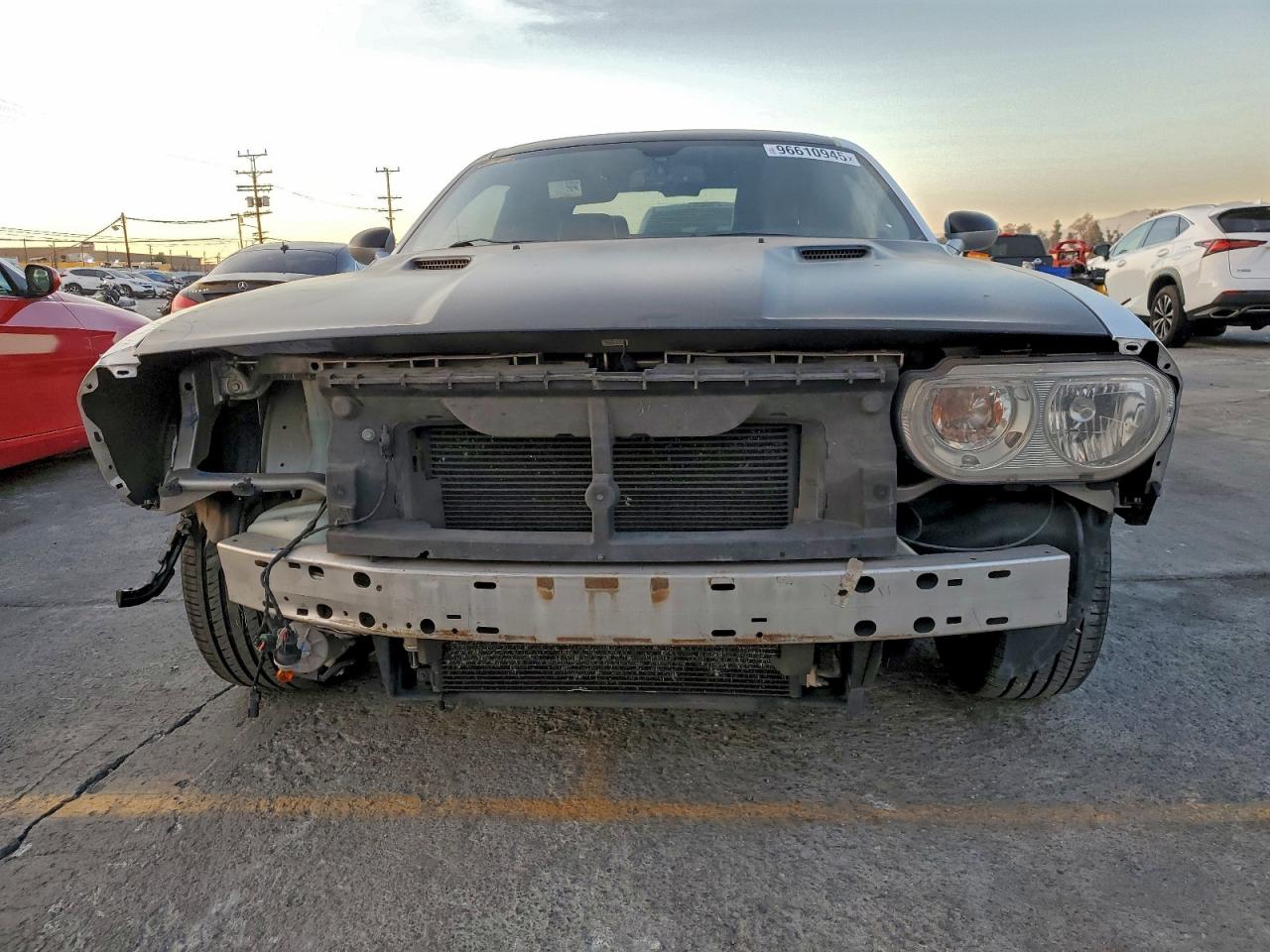 2012 DODGE CHALLENGER SXT photo 5