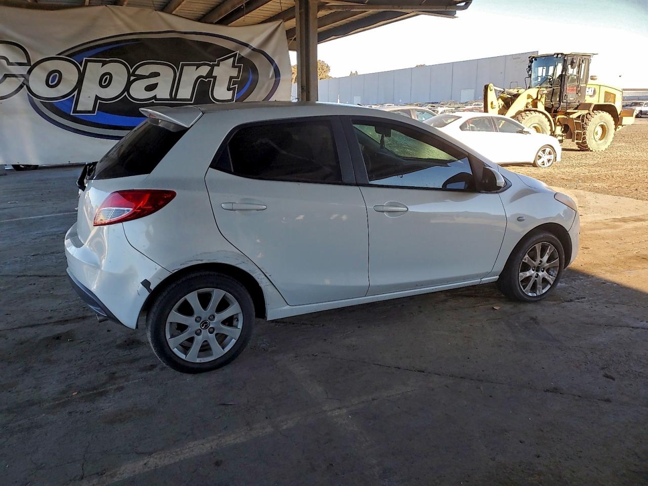 2014 MAZDA MAZDA2 TOURING photo 5