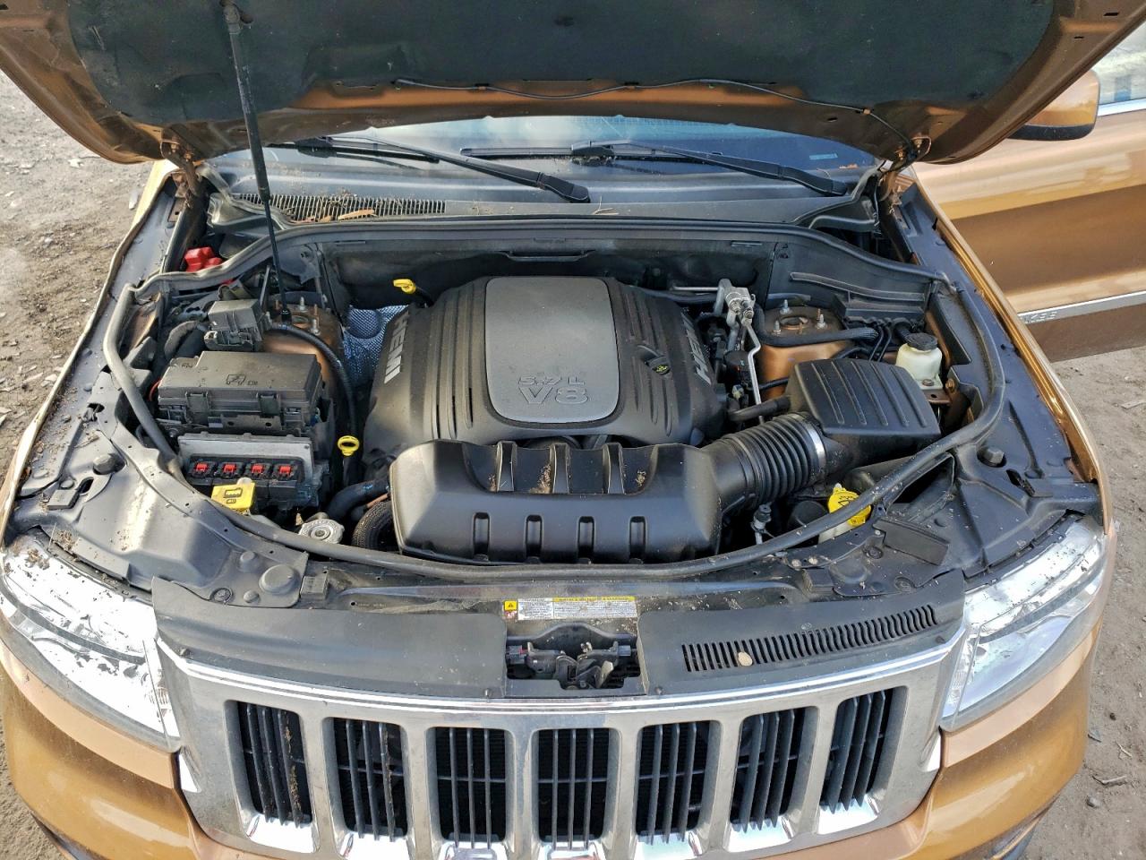 2011 JEEP GRAND CHEROKEE LAREDO photo 23
