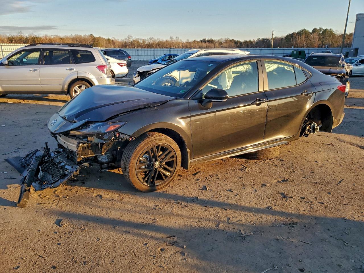 2025 TOYOTA CAMRY