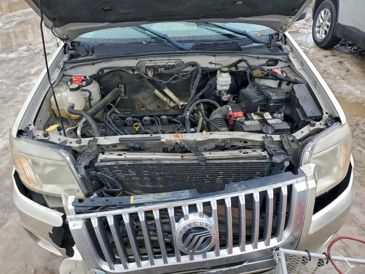 2010 MERCURY MARINER photo 12