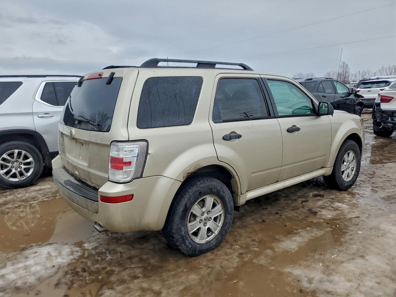 2010 MERCURY MARINER photo 3