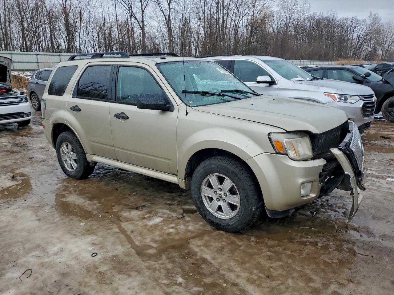 2010 MERCURY MARINER photo 4