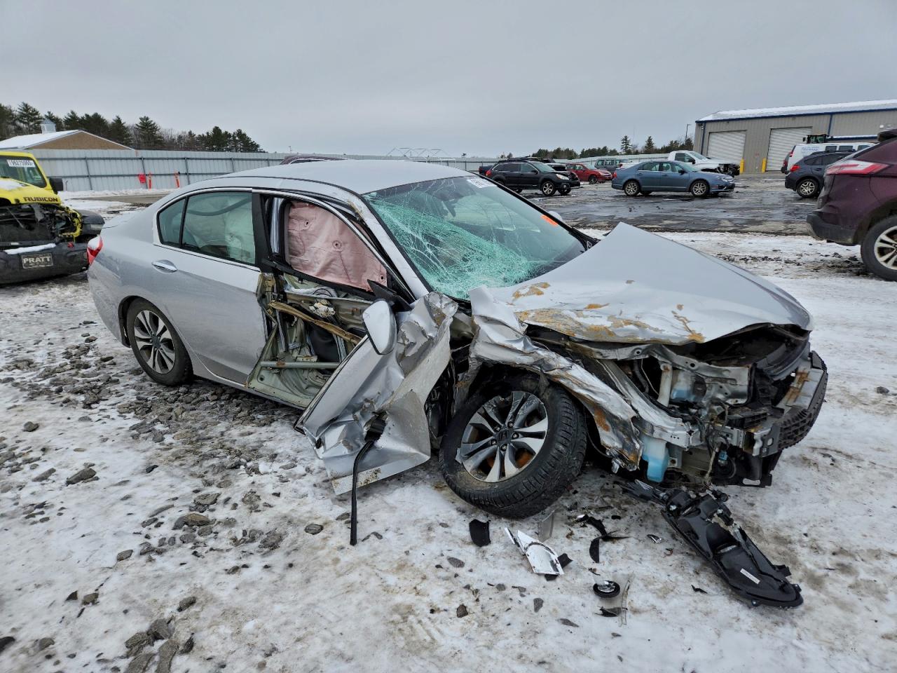 2013 HONDA ACCORD LX photo 4