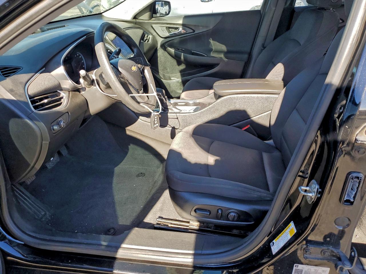 2021 CHEVROLET MALIBU LT photo 13