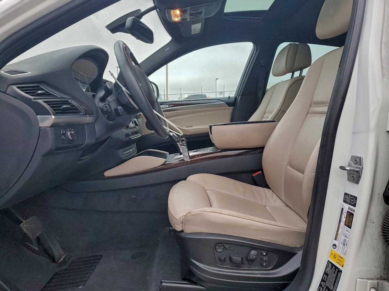 2014 BMW X6 XDRIVE35I photo 7