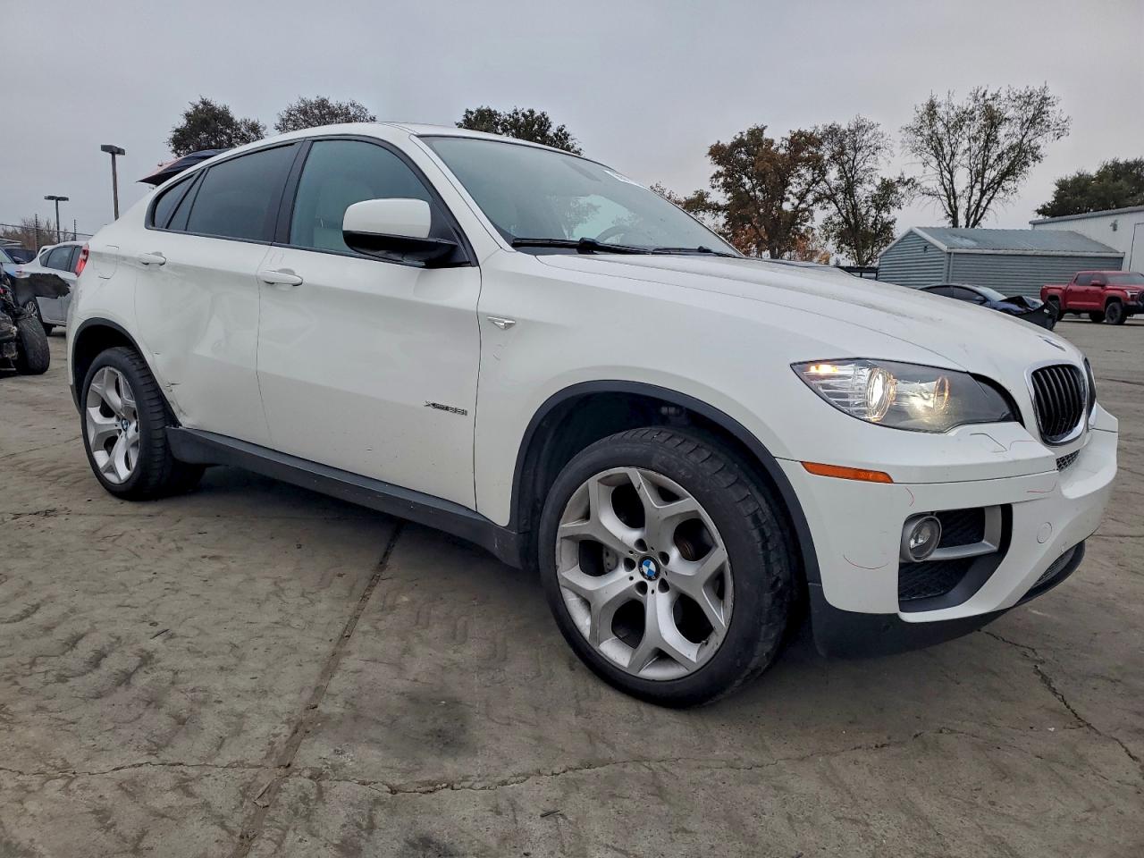 2014 BMW X6 XDRIVE35I photo 4