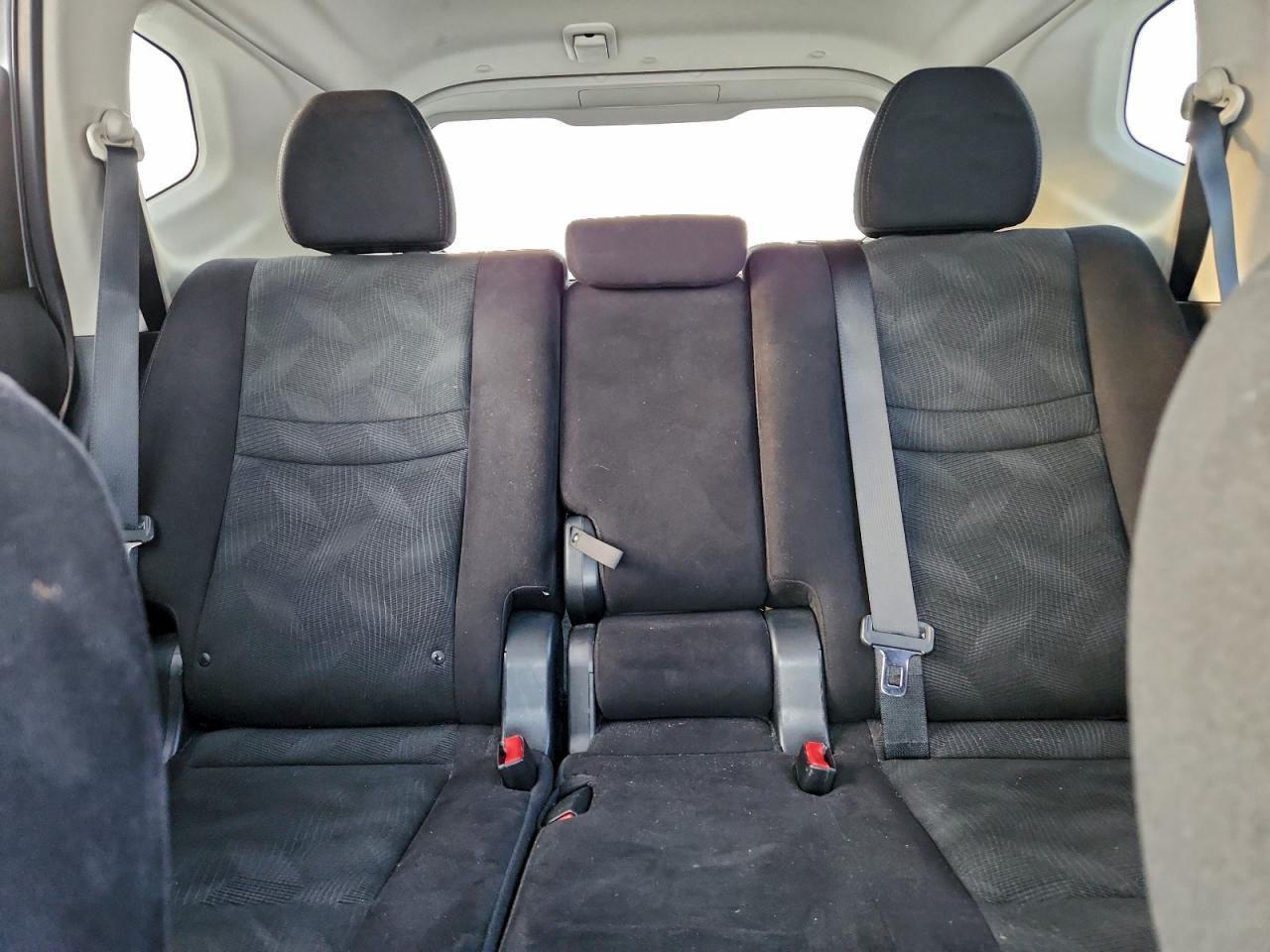 2014 NISSAN ROGUE S photo 10