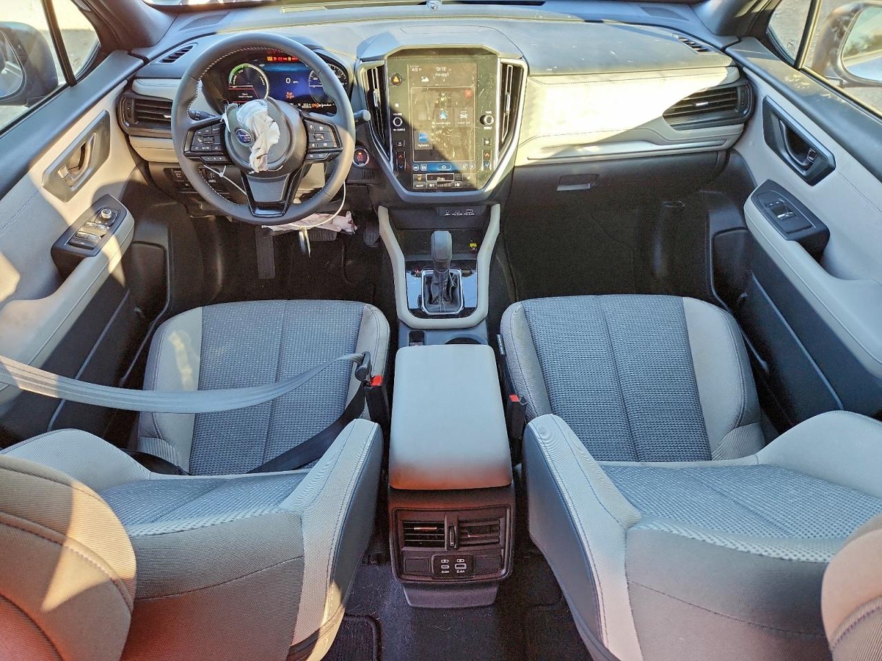 2025 SUBARU FORESTER PREMIUM photo 8