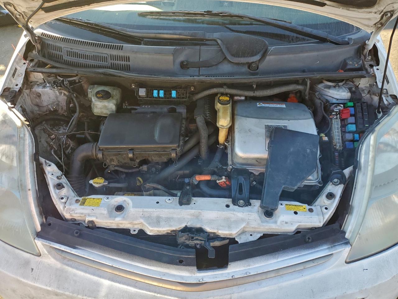 2009 TOYOTA PRIUS BASE photo 11