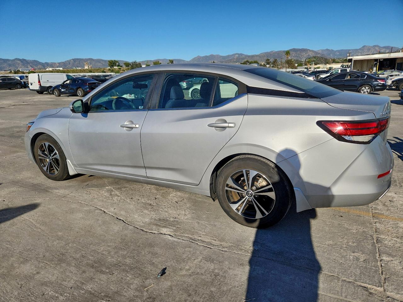 2022 NISSAN SENTRA SV photo 2