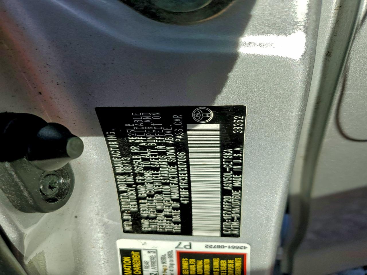 2014 TOYOTA CAMRY L photo 12