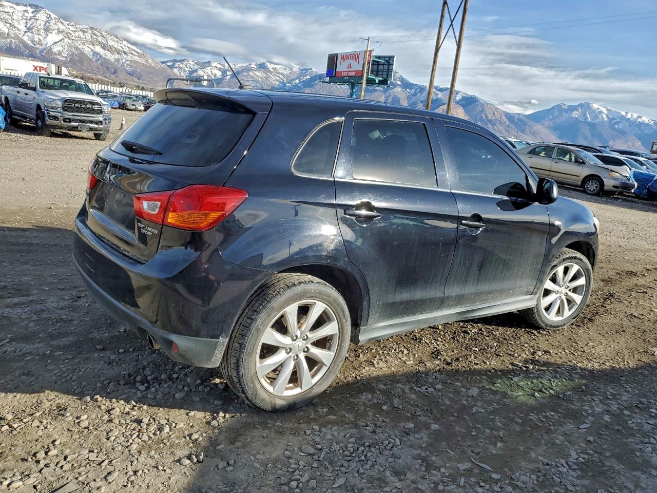 2015 MITSUBISHI OUTLANDER SPORT SE photo 3
