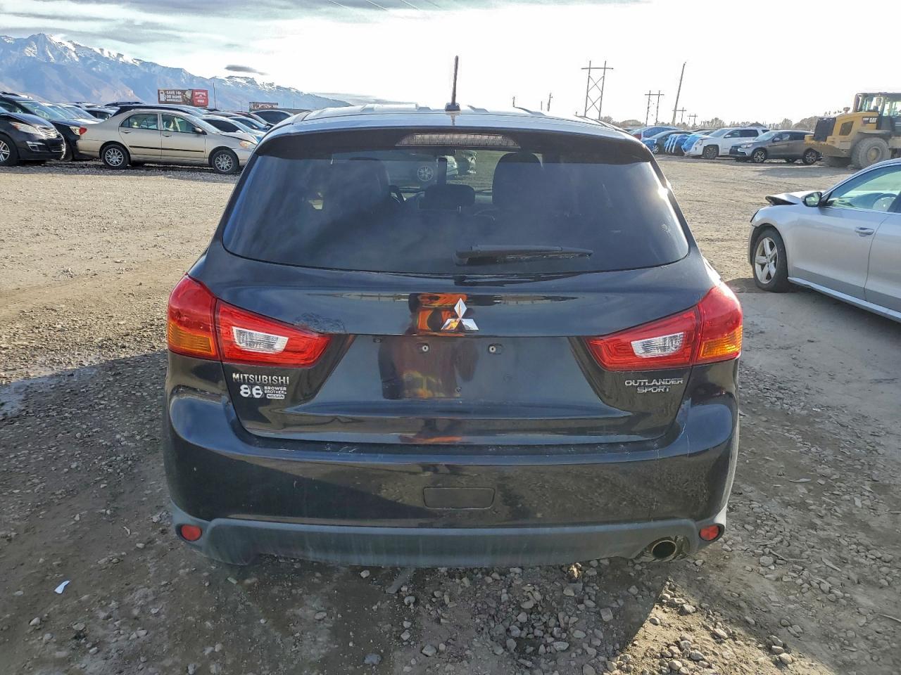 2015 MITSUBISHI OUTLANDER SPORT SE photo 6