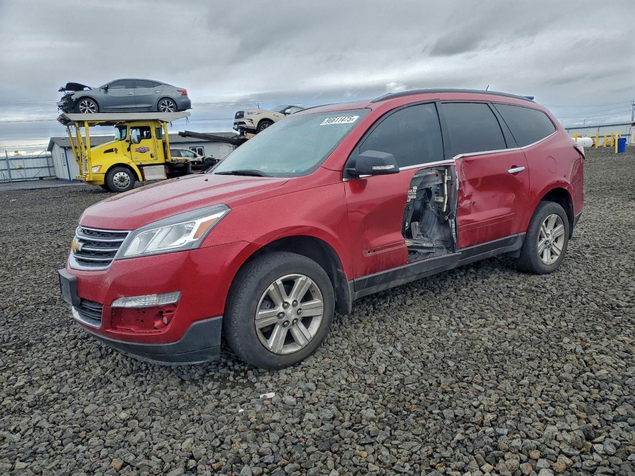 2014 CHEVROLET TRAVERSE LT — SIDE damage — photo 1