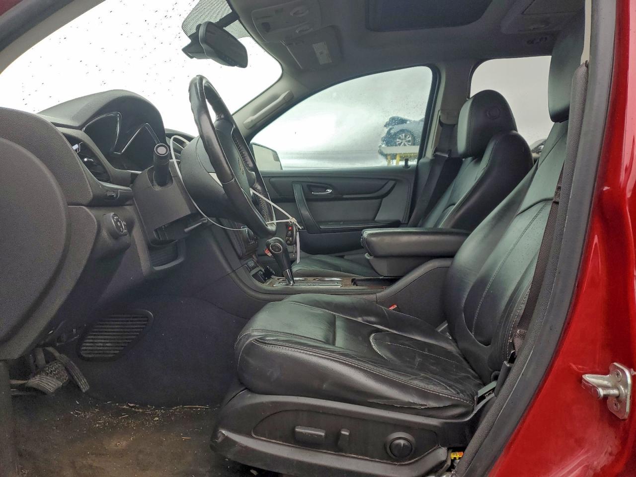 2014 CHEVROLET TRAVERSE LT photo 7