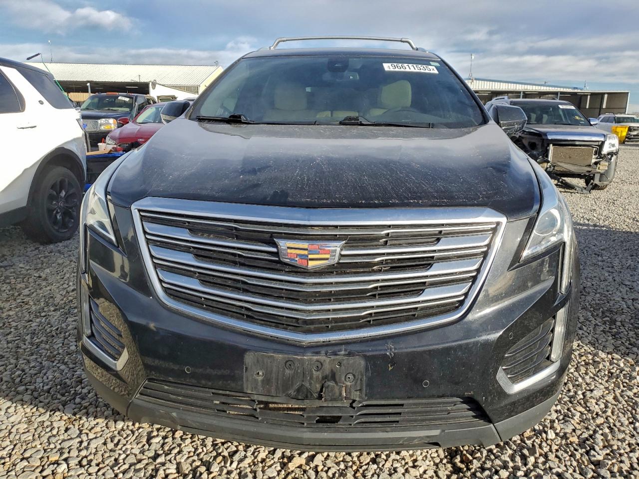 2017 CADILLAC XT5 LUXURY photo 5