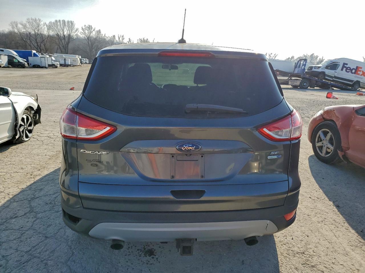2015 FORD ESCAPE SE photo 6