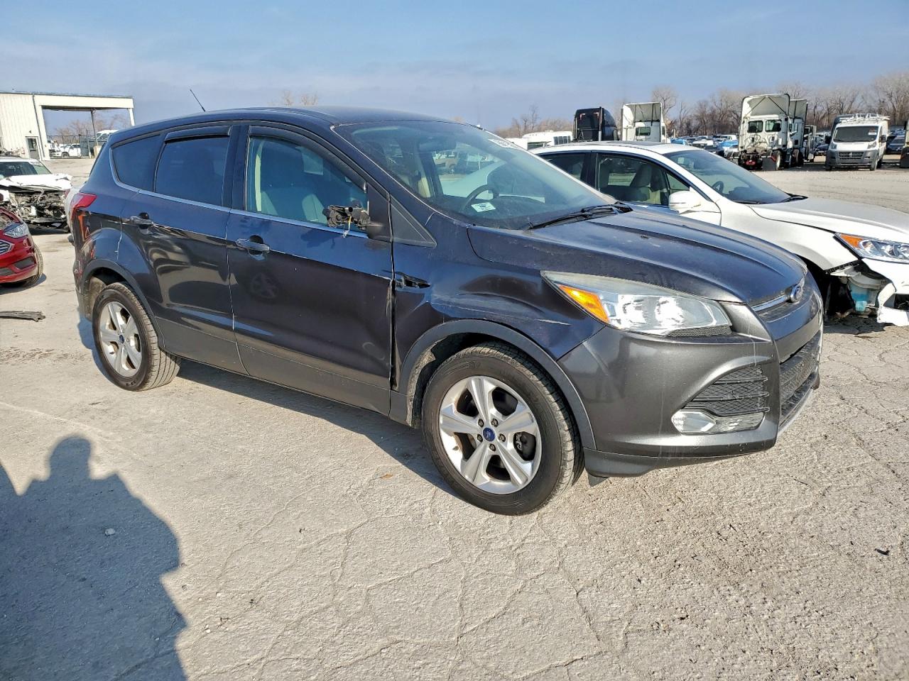 2015 FORD ESCAPE SE photo 4