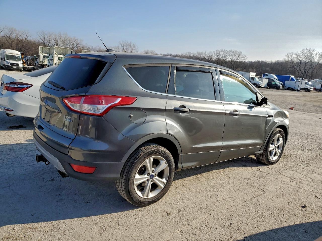 2015 FORD ESCAPE SE photo 3