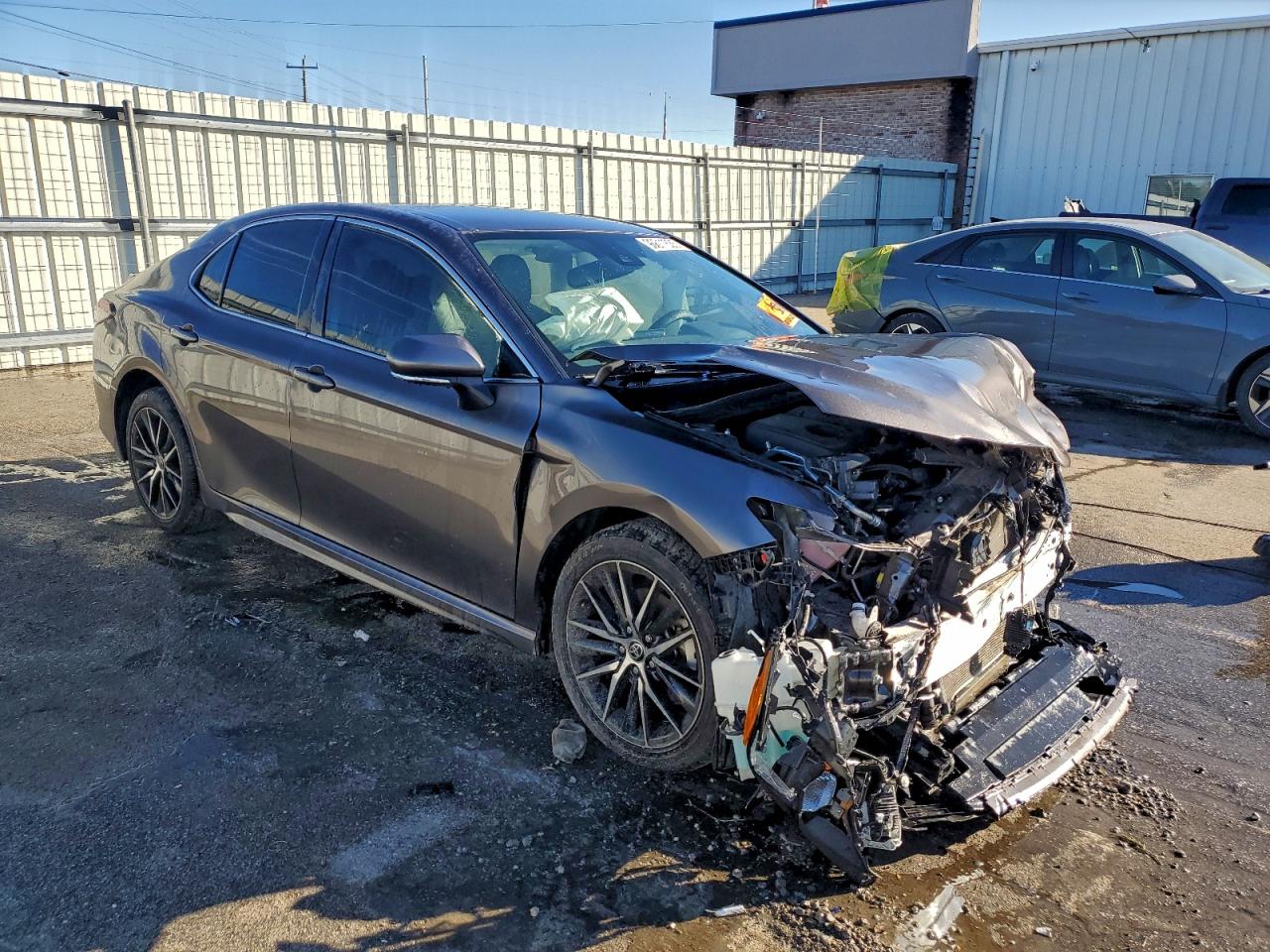 2022 TOYOTA CAMRY SE photo 4