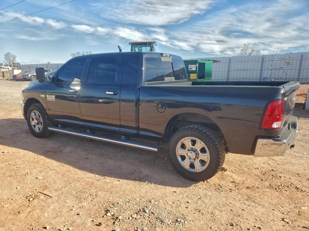 2017 RAM 2500 SLT photo 2