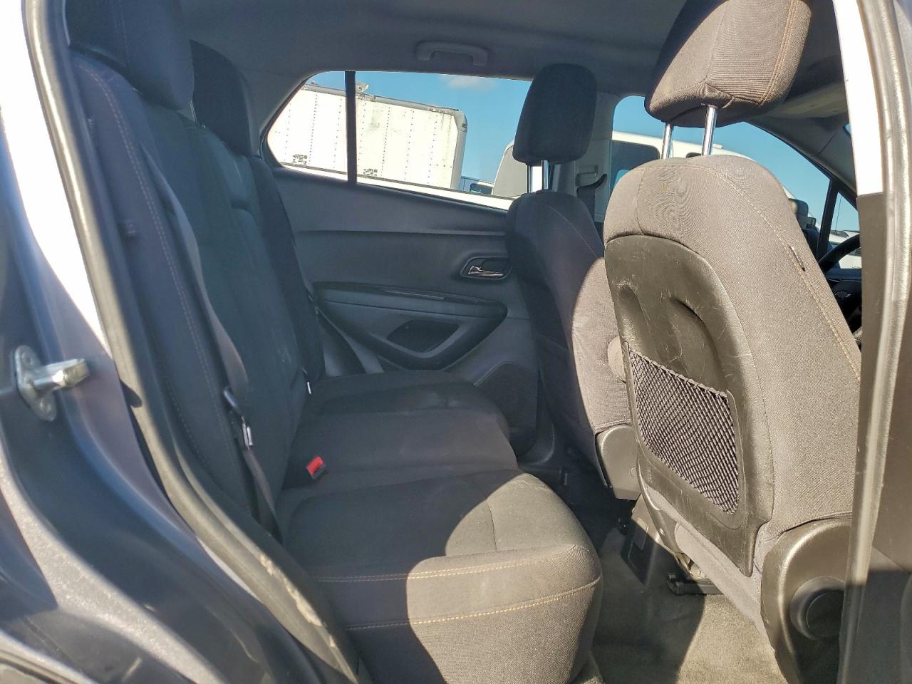 2020 CHEVROLET TRAX LS photo 10