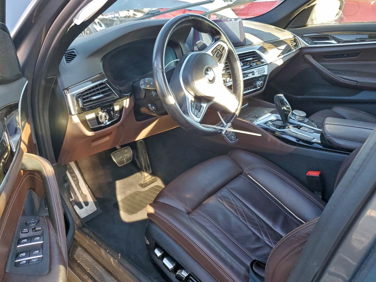 2019 BMW 530E photo 15