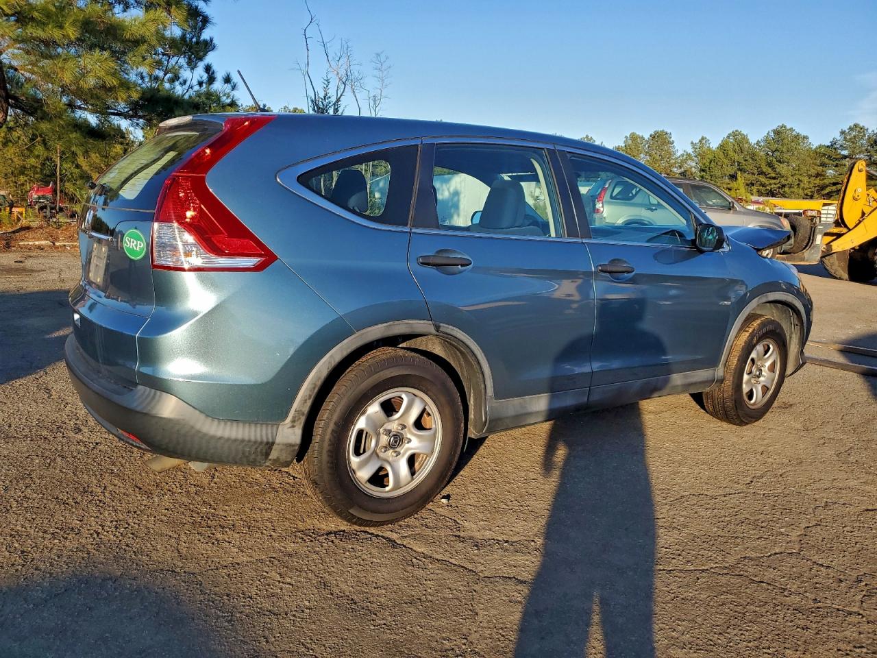 2014 HONDA CR-V LX photo 5