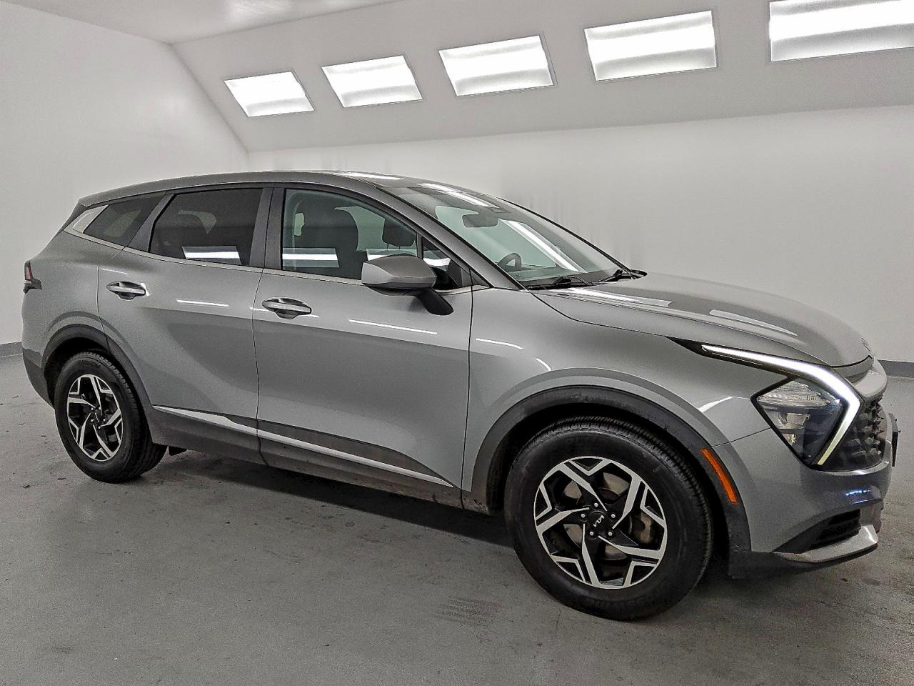 2023 KIA SPORTAGE LX photo 4