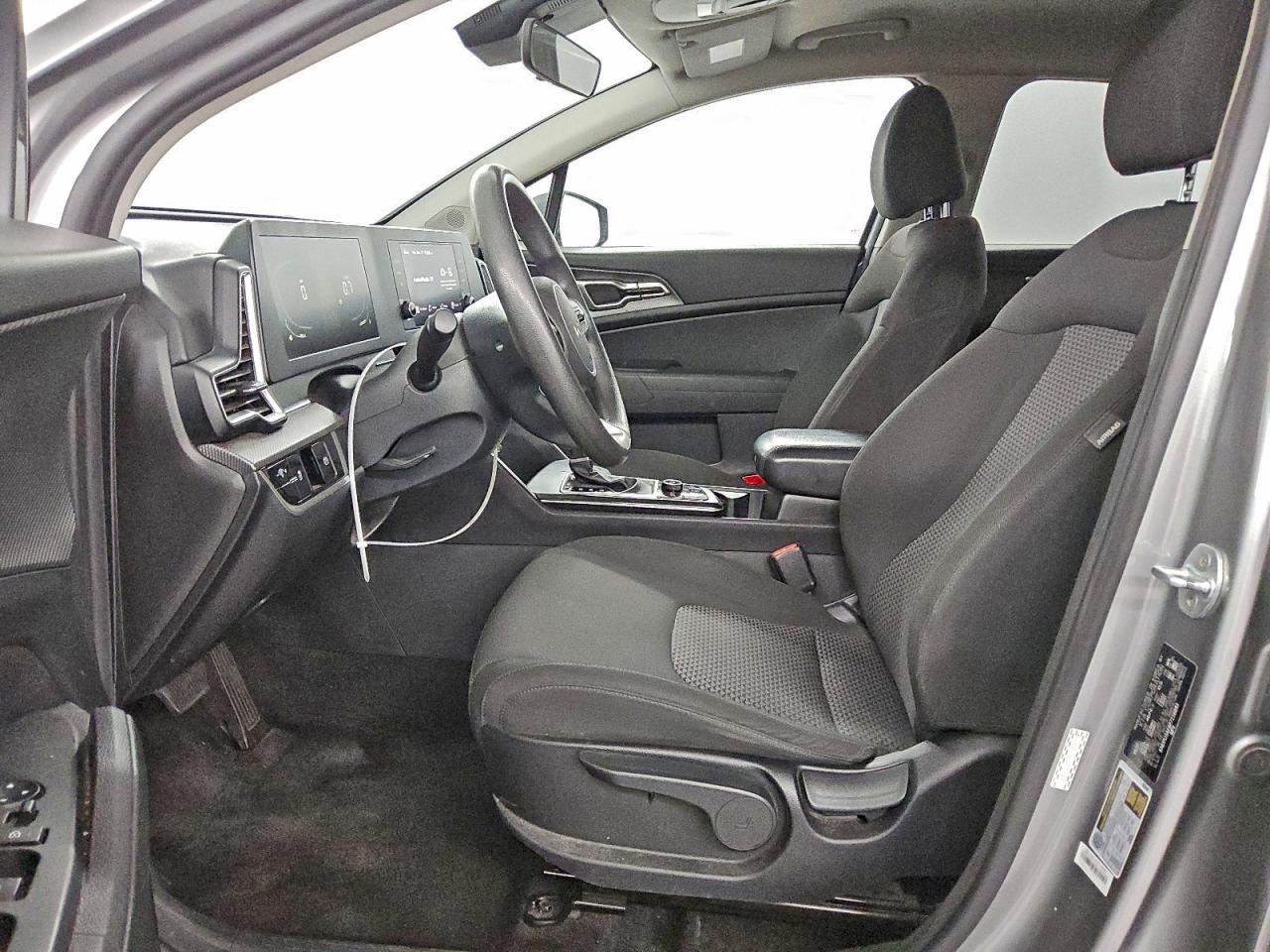 2023 KIA SPORTAGE LX photo 7