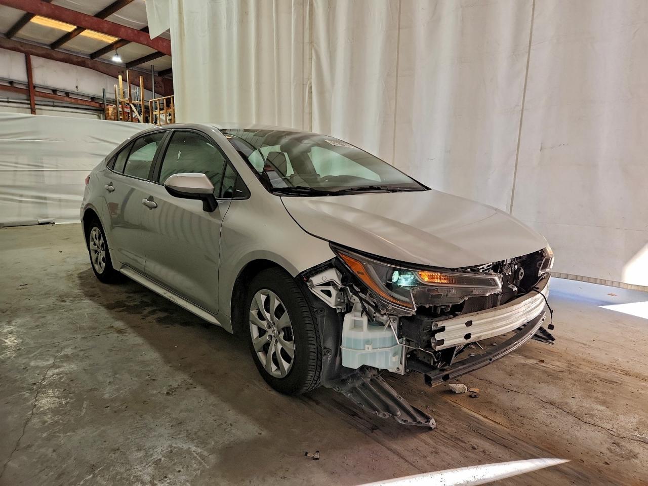2023 TOYOTA COROLLA LE photo 4