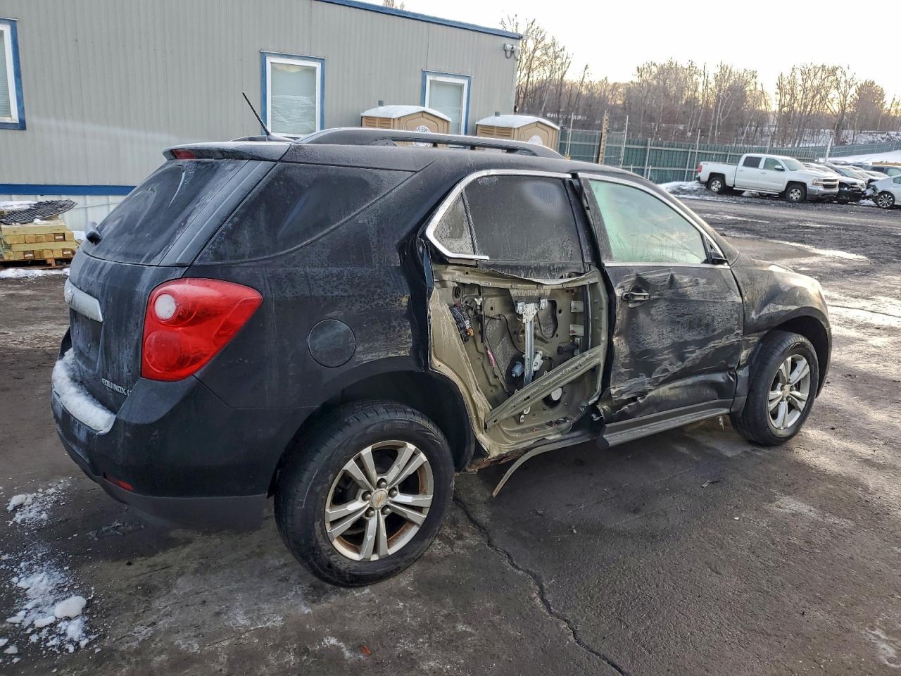 2013 CHEVROLET EQUINOX LT photo 3