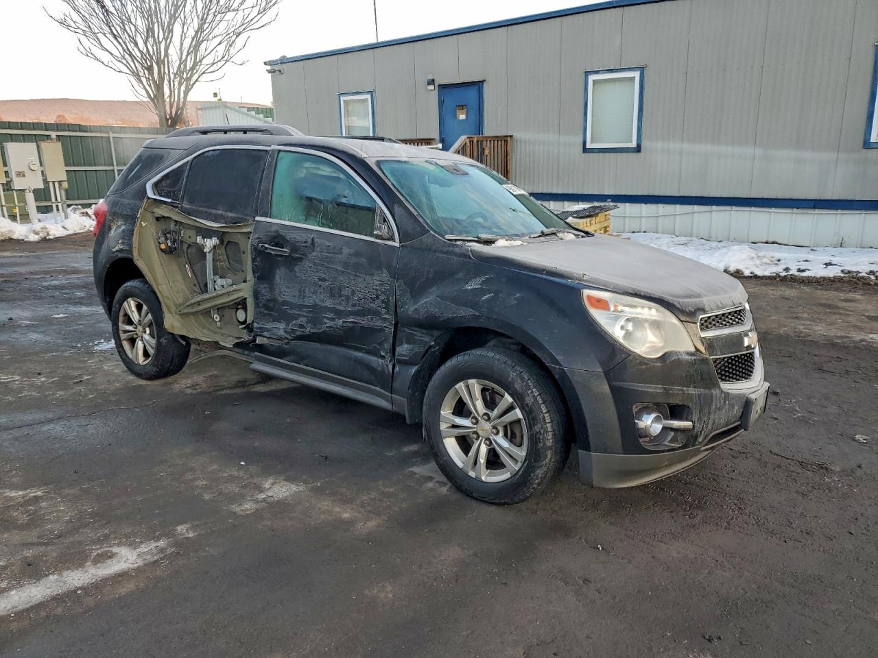2013 CHEVROLET EQUINOX LT photo 4