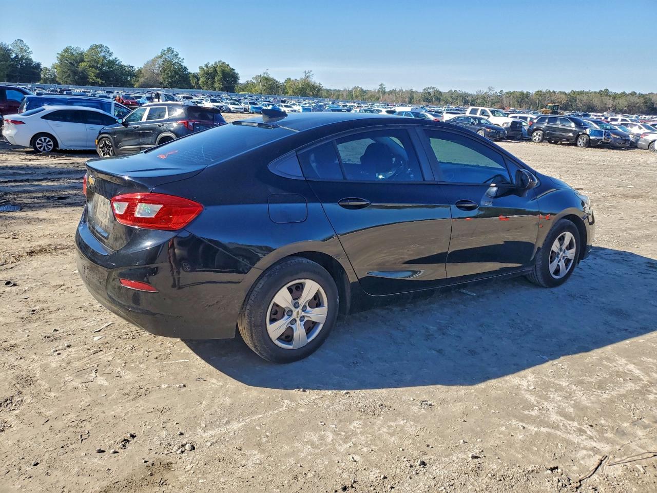 2016 CHEVROLET CRUZE LS photo 3
