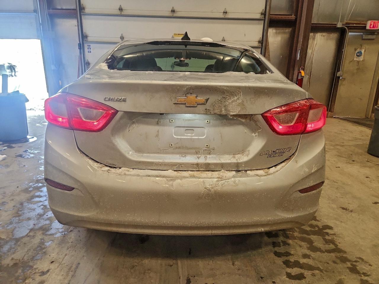 2017 CHEVROLET CRUZE LS photo 6