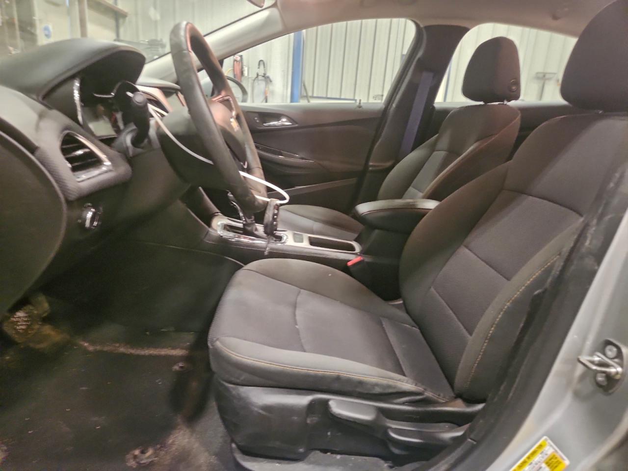 2017 CHEVROLET CRUZE LS photo 7