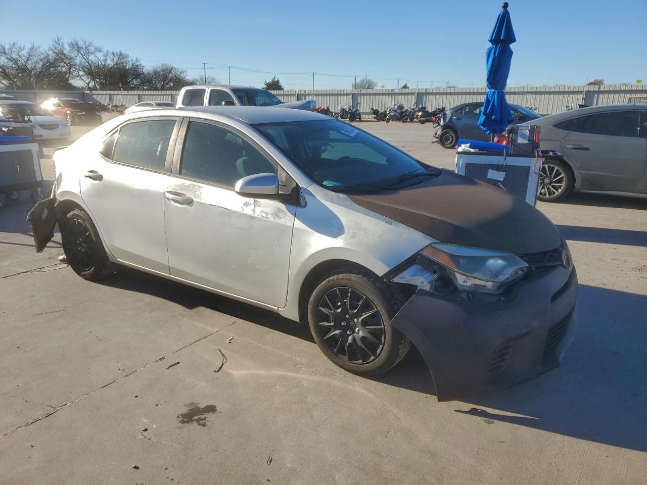 2014 TOYOTA COROLLA L photo 4