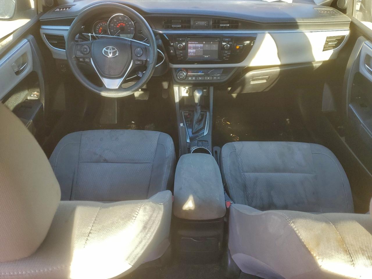 2014 TOYOTA COROLLA L photo 8