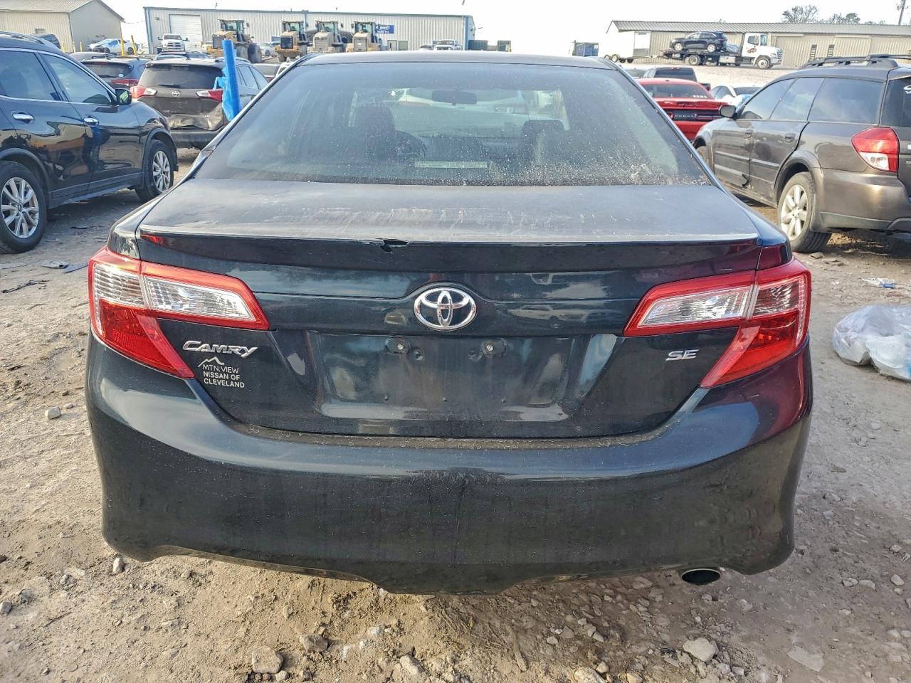 2012 TOYOTA CAMRY BASE photo 6