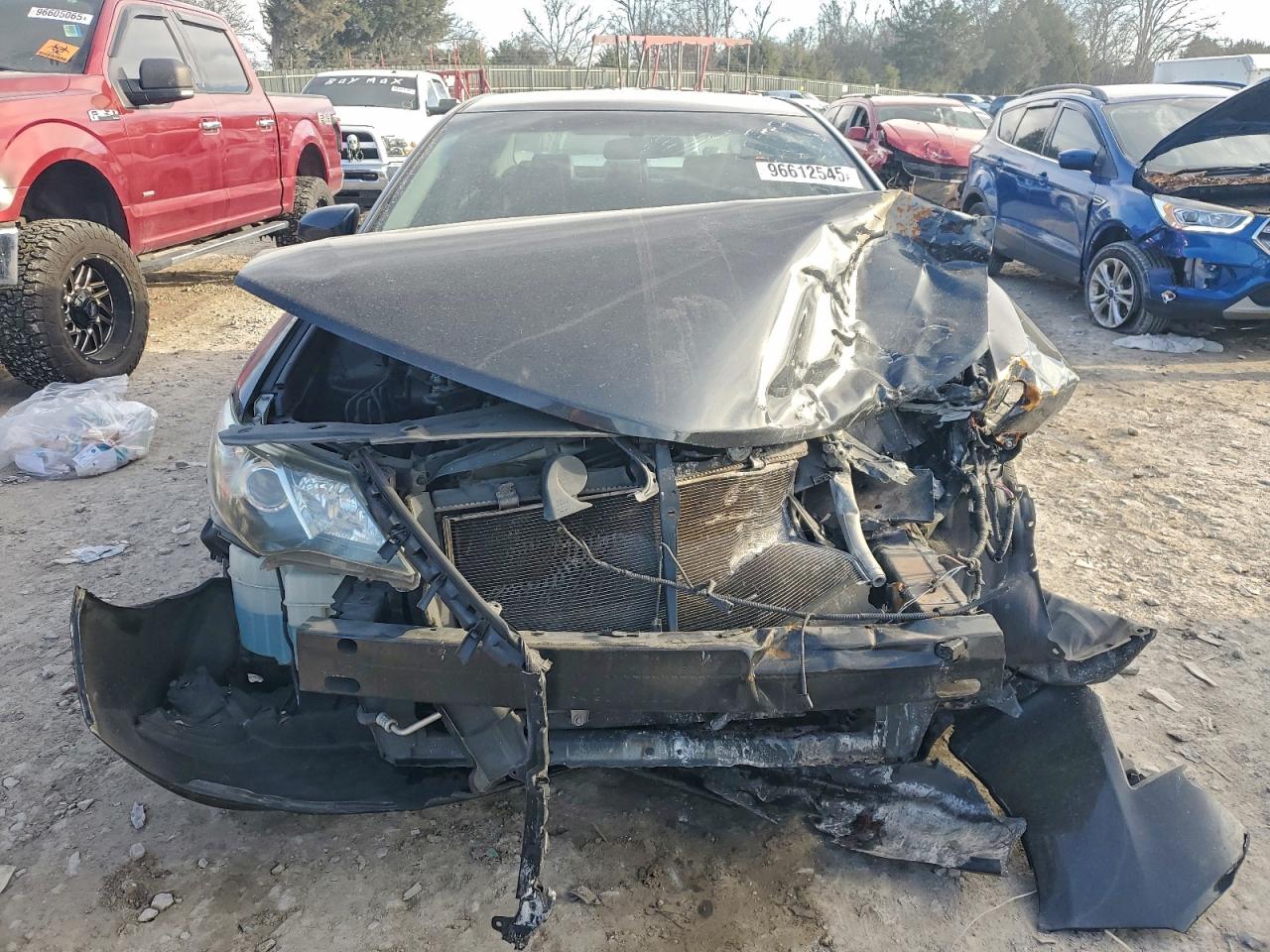 2012 TOYOTA CAMRY BASE photo 5