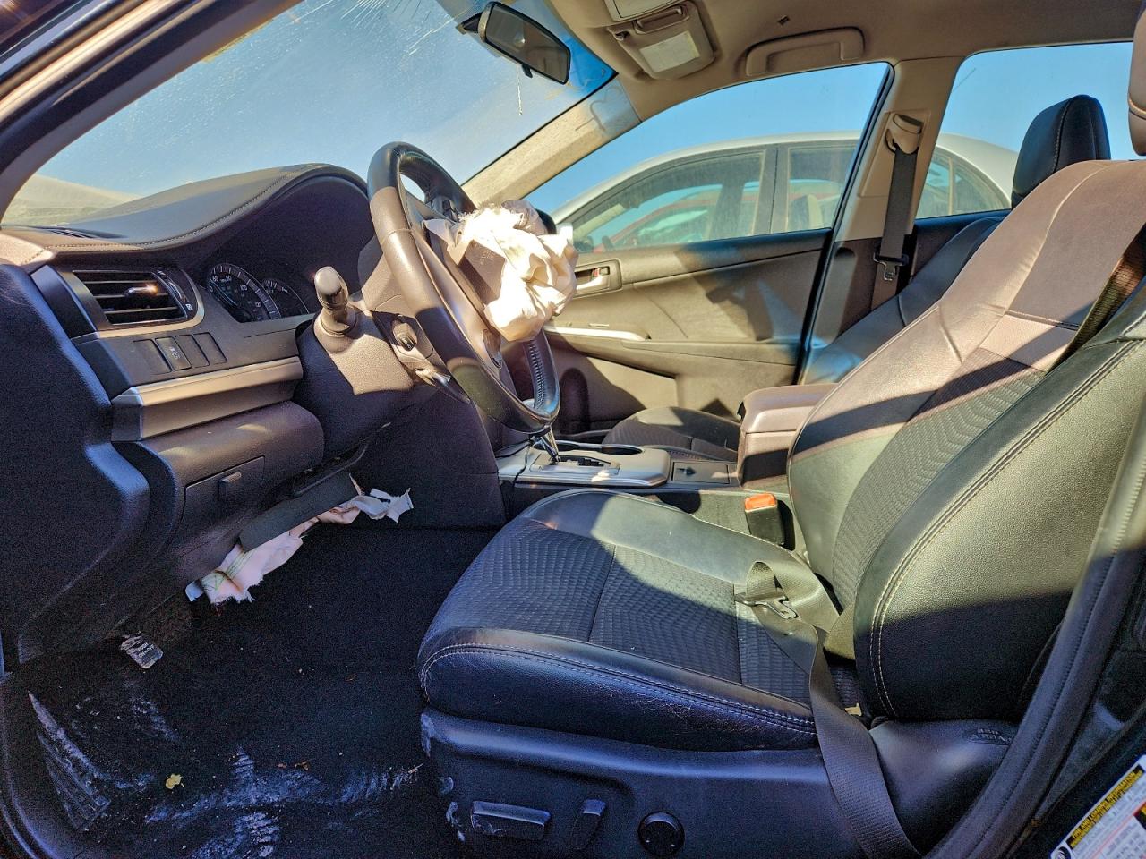 2012 TOYOTA CAMRY BASE photo 7