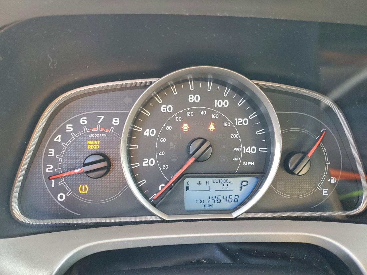 2013 TOYOTA RAV4 LE photo 9