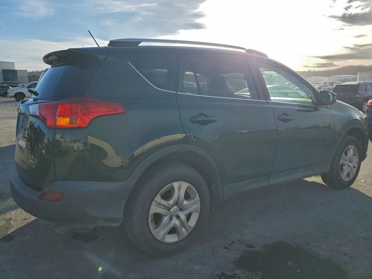 2013 TOYOTA RAV4 LE photo 3