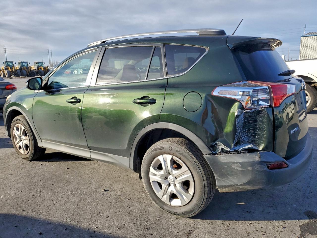 2013 TOYOTA RAV4 LE photo 2