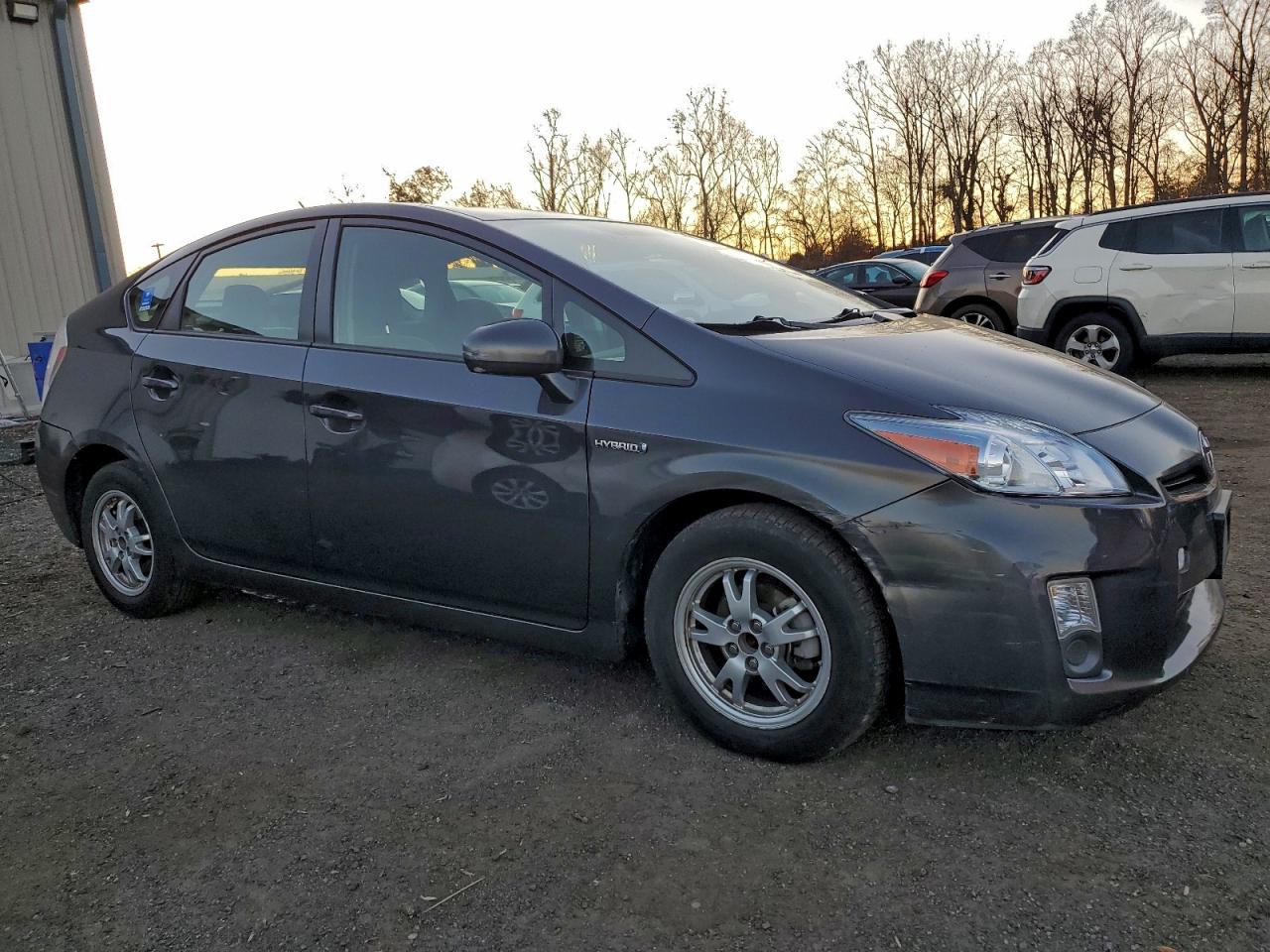 2011 TOYOTA PRIUS photo 4